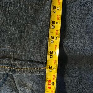 Peter Millar denim jeans. Size 32/31. EUC